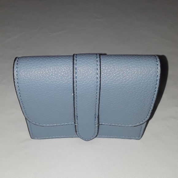 Banana Republic card case - Picture 2 of 8